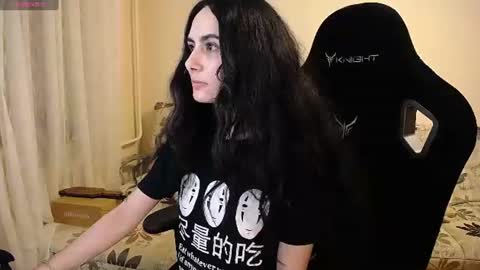 Snapshot of hella_helen chatting on July 20, 8:11 pm Helen online show from July 20, 8:11 pm