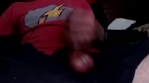 Snapshot of hellainches8 chatting on November 12, 6:47 am Hellainches8 online show from November 12, 6:47 am