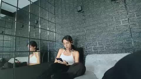 H E L L   AND  D A N T E online show from November 17, 1:44 am