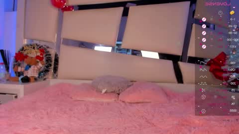 hellen__smith_ online show from December 20, 1:23 am