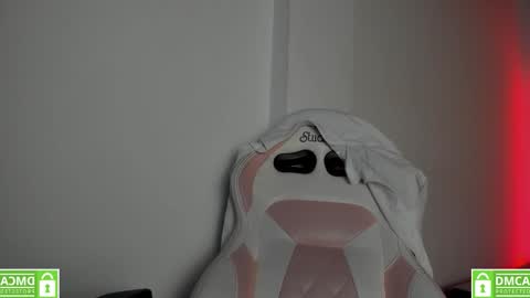 hellen__smith_ online show from February 6, 7:56 am