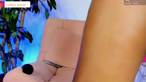 Snapshot of hellen_hylls chatting on May 14, 8:37 pm Hellen online show from May 14, 8:37 pm