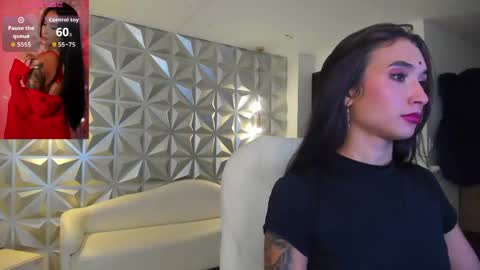 Snapshot of hellen_tease chatting on June 8, 5:02 pm Hellen online show from June 8, 5:02 pm
