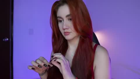 Snapshot of hellena_1 chatting on July 24, 1:20 pm Juliet online show from July 24, 1:20 pm