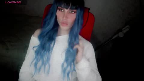 Snapshot of hellenspellman chatting on December 20, 6:48 pm Helen Spellman online show from December 20, 6:48 pm