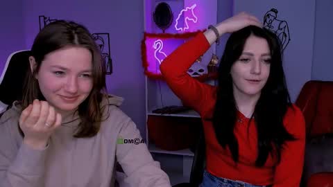 Snapshot of helli_belli chatting on March 5, 11:27 pm Helli online show from March 5, 11:27 pm