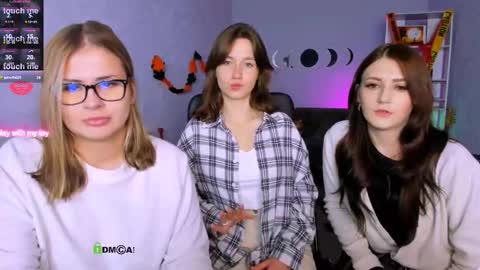 Snapshot of helli_belli chatting on October 29, 8:21 pm Helli online show from October 29, 8:21 pm