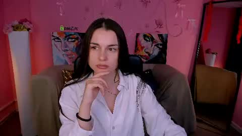 Snapshot of helli_belli chatting on June 8, 7:03 pm Helli online show from June 8, 7:03 pm