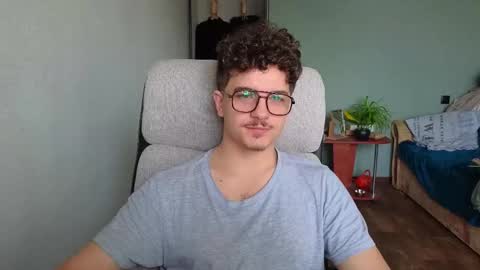 Remy online show from November 14, 8:57 am