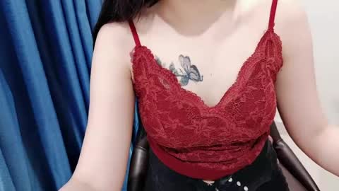Snapshot of hellokitty_sexy chatting on June 18, 1:17 am hellokitty_sexy online show from June 18, 1:17 am
