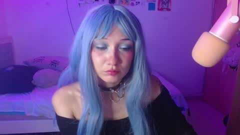 Raven and Momo online show from February 2, 9:13 pm