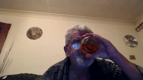 helloyou64 online show from December 20, 6:26 pm