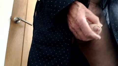 older cock online show from June 29, 8:09 am