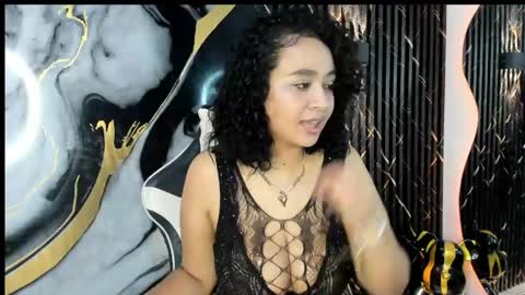 heluehorny13 online show from May 5, 11:24 pm