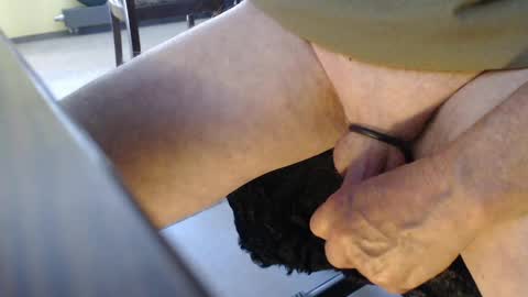 Snapshot of helvella chatting on May 29, 1:53 pm Helvell online show from May 29, 1:53 pm
