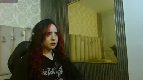 Snapshot of hemmy_tay chatting on December 5, 11:30 am Hemmy online show from December 5, 11:30 am