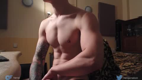 Snapshot of hengen_aiken chatting on September 27, 6:24 pm Hengen Aiken online show from September 27, 6:24 pm