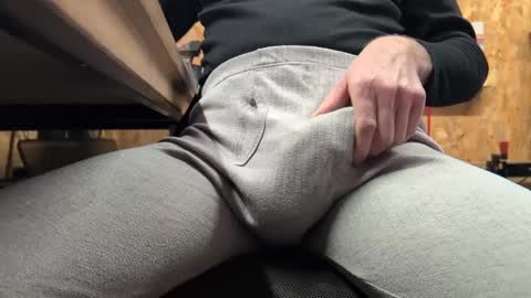 Snapshot of henkietien chatting on January 18, 11:32 am henkietien online show from January 18, 11:32 am