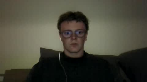 Snapshot of henrietje chatting on May 3, 8:37 pm henrietje online show from May 3, 8:37 pm