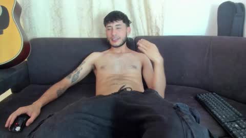 henrik_senn online show from September 20, 10:55 pm