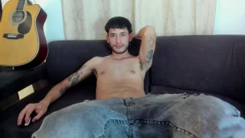 henrik_senn online show from November 7, 11:27 pm