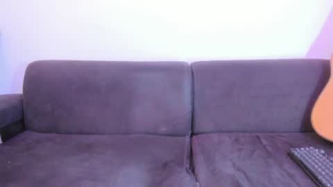 henrik_senn online show from July 7, 10:58 pm