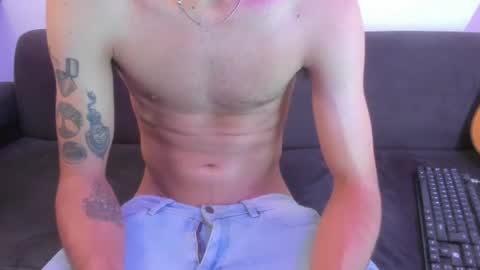 henrik_senn online show from July 11, 2:36 am