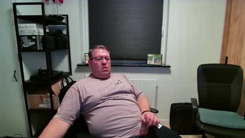 henrikrp1971 online show from March 15, 9:54 pm
