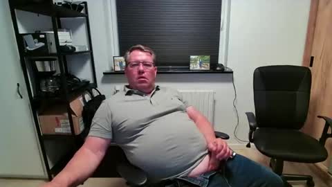 henrikrp1971 online show from May 14, 8:26 pm