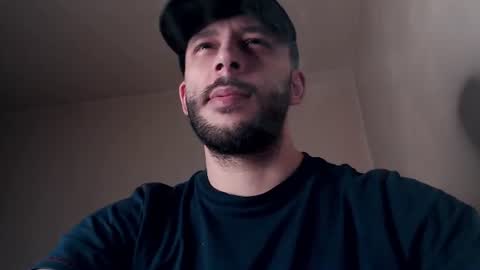 Snapshot of henryaxe chatting on July 23, 5:00 pm HenryAxe online show from July 23, 5:00 pm