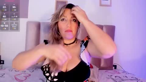 Hera godes online show from January 15, 3:22 am