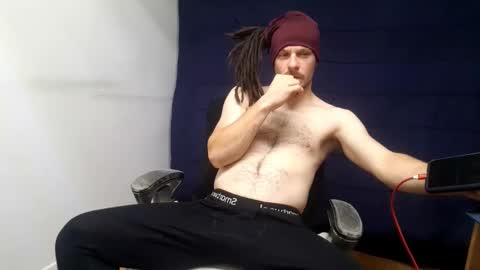 Snapshot of herbigo4 chatting on December 7, 3:25 am herbigo88 snaap online show from December 7, 3:25 am