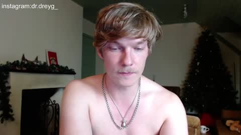 Snapshot of hercules__ chatting on January 14, 7:32 pm Gregblonde  Alextattoo online show from January 14, 7:32 pm