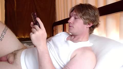 Snapshot of hercules__ chatting on February 12, 4:54 am Gregblonde  Alextattoo online show from February 12, 4:54 am