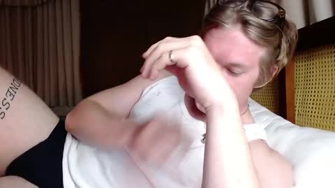 Snapshot of hercules__ chatting on February 18, 2:27 pm Gregblonde  Alextattoo online show from February 18, 2:27 pm