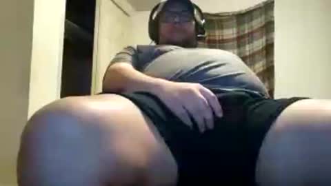 Snapshot of hereforbootyyy chatting on February 7, 3:12 am Hereforbootyyyy online show from February 7, 3:12 am