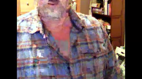 Snapshot of hereford66 chatting on January 7, 10:54 am hereford66 online show from January 7, 10:54 am