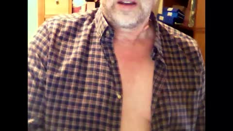 Snapshot of hereford66 chatting on March 11, 1:45 pm hereford66 online show from March 11, 1:45 pm