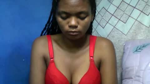 Snapshot of herisse01 chatting on May 4, 9:22 pm herisse01 online show from May 4, 9:22 pm