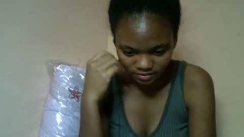 Snapshot of herisse01 chatting on May 12, 7:00 pm herisse01 online show from May 12, 7:00 pm
