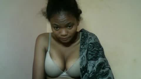 Snapshot of herisse01 chatting on May 15, 10:50 pm herisse01 online show from May 15, 10:50 pm