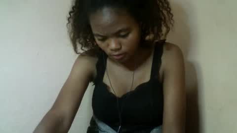 Snapshot of herisse01 chatting on May 19, 1:56 am herisse01 online show from May 19, 1:56 am