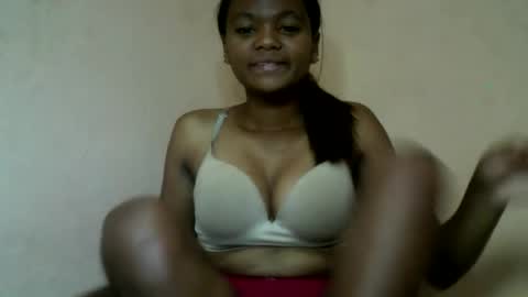 Snapshot of herisse01 chatting on June 6, 7:51 pm herisse01 online show from June 6, 7:51 pm