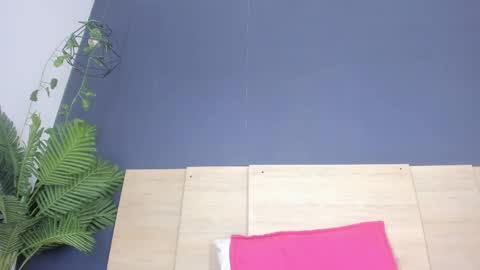 Snapshot of hermione_brown chatting on May 19, 1:56 am hermione_brown online show from May 19, 1:56 am