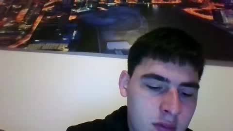 hernuskriel online show from March 7, 5:43 pm