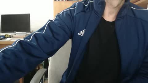 hero0111 online show from September 9, 10:26 am