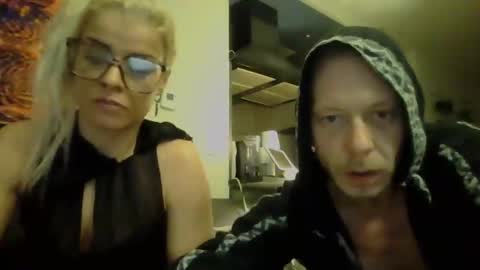 Snapshot of herruleshispleasure chatting on March 31, 12:01 am Herruleshispleasure online show from March 31, 12:01 am