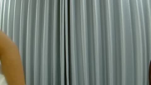 Aran online show from December 18, 2:12 pm