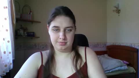 hess_luna_ online show from March 13, 10:11 am