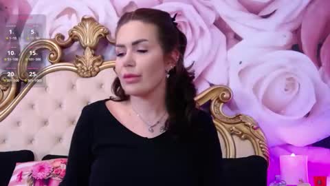 Hessy online show from November 12, 5:02 pm